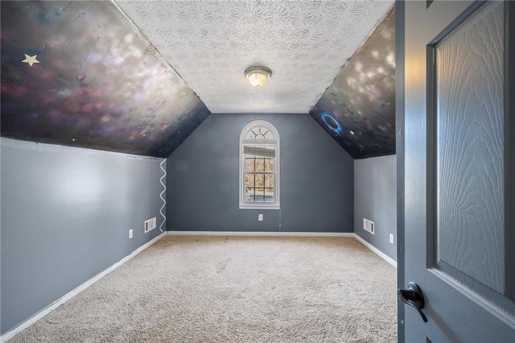 504 Holly Oak Way
