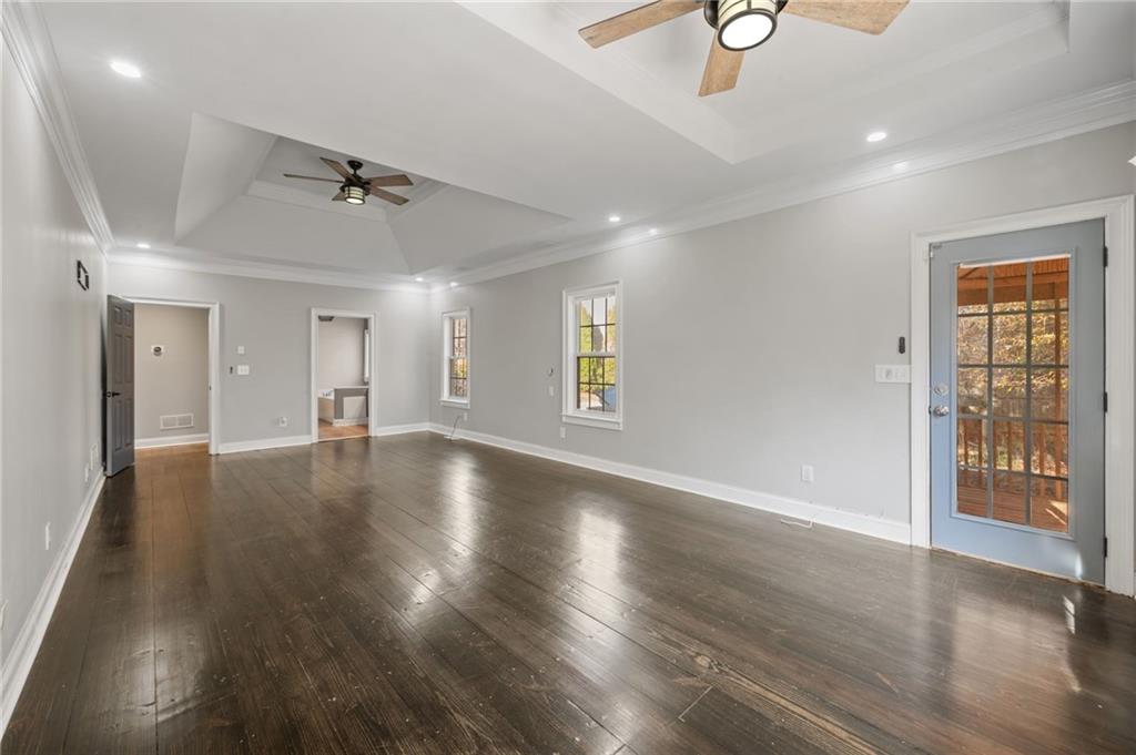 504 Holly Oak Way