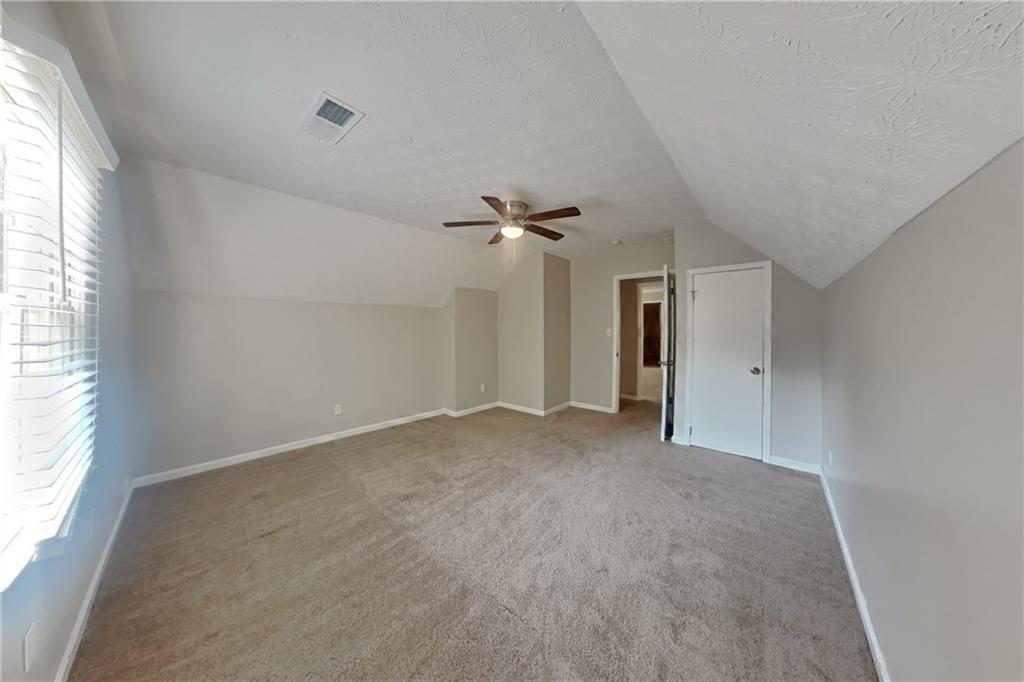 121 Chantilly Lane
