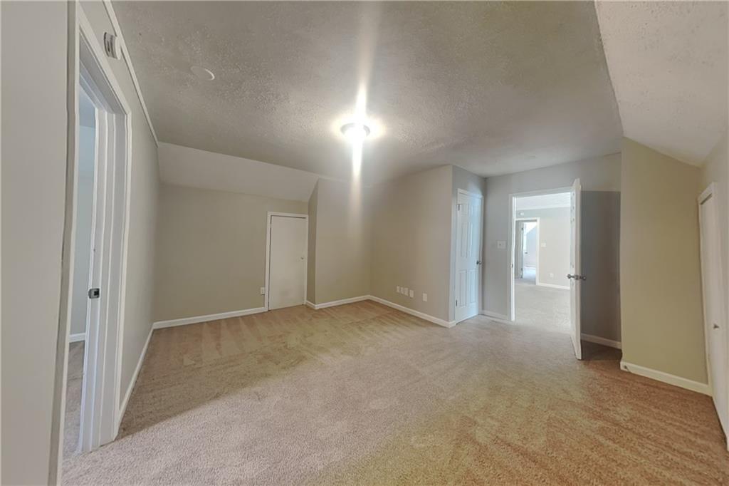 121 Chantilly Lane