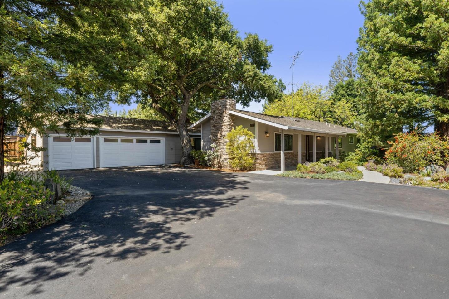 12889 Pierce Road