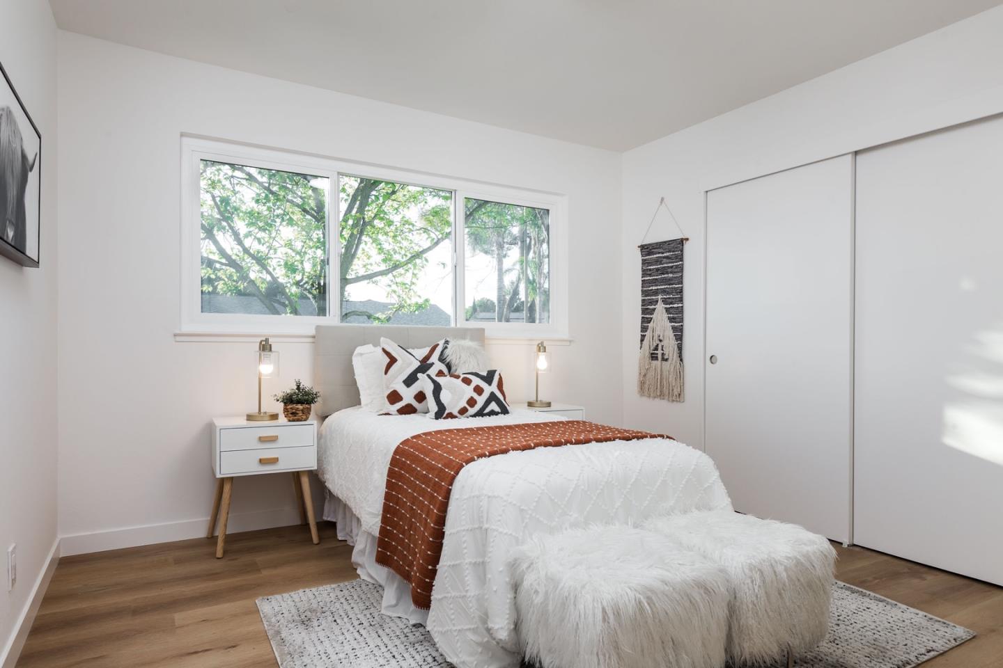 908 Sapphire CT