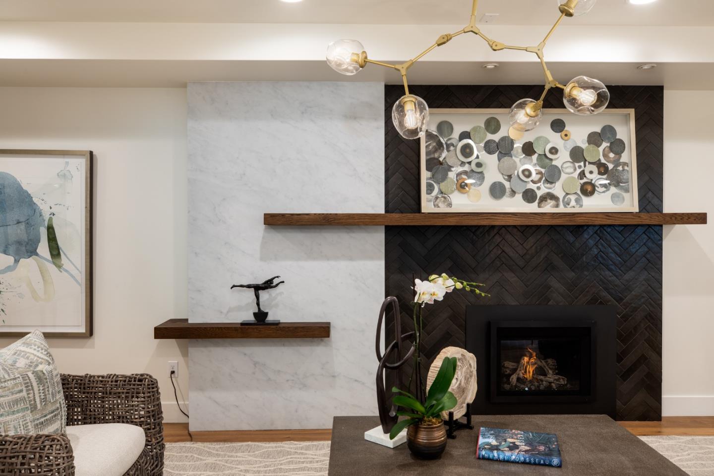 1596 Columbus Av - Easton Addition