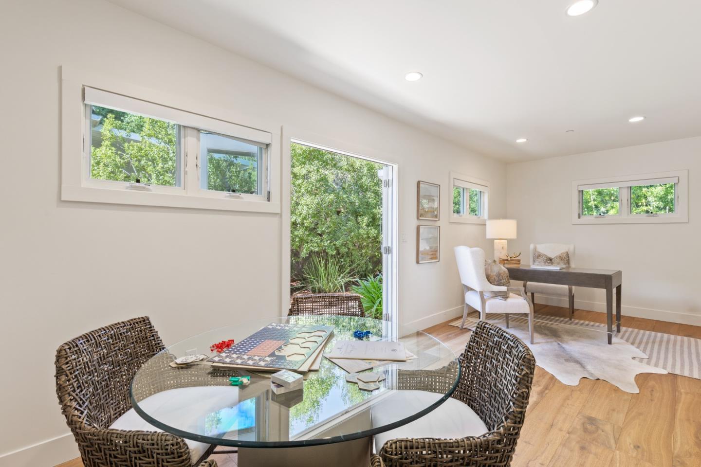 1596 Columbus Av - Easton Addition