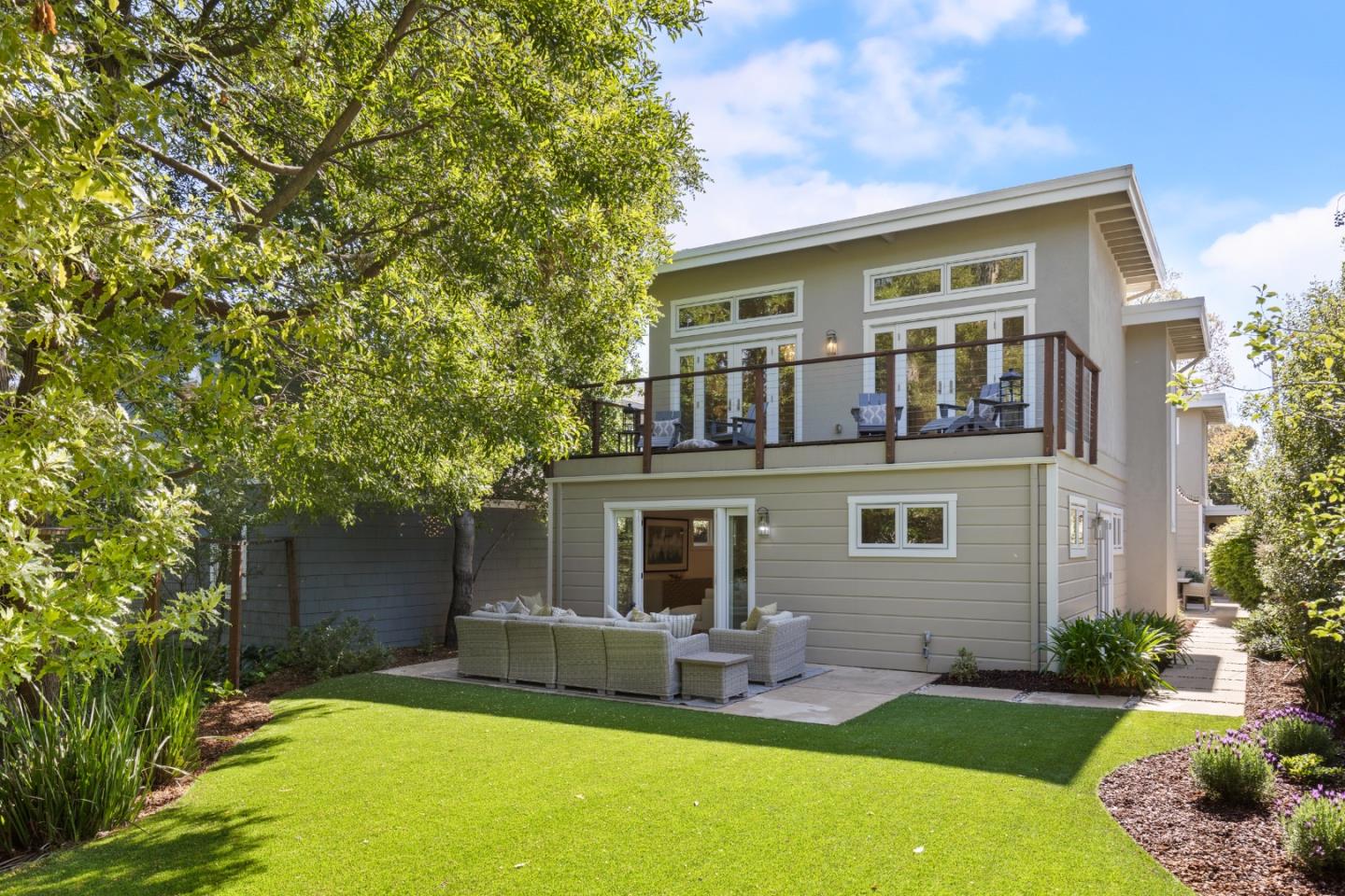 1596 Columbus Av - Easton Addition