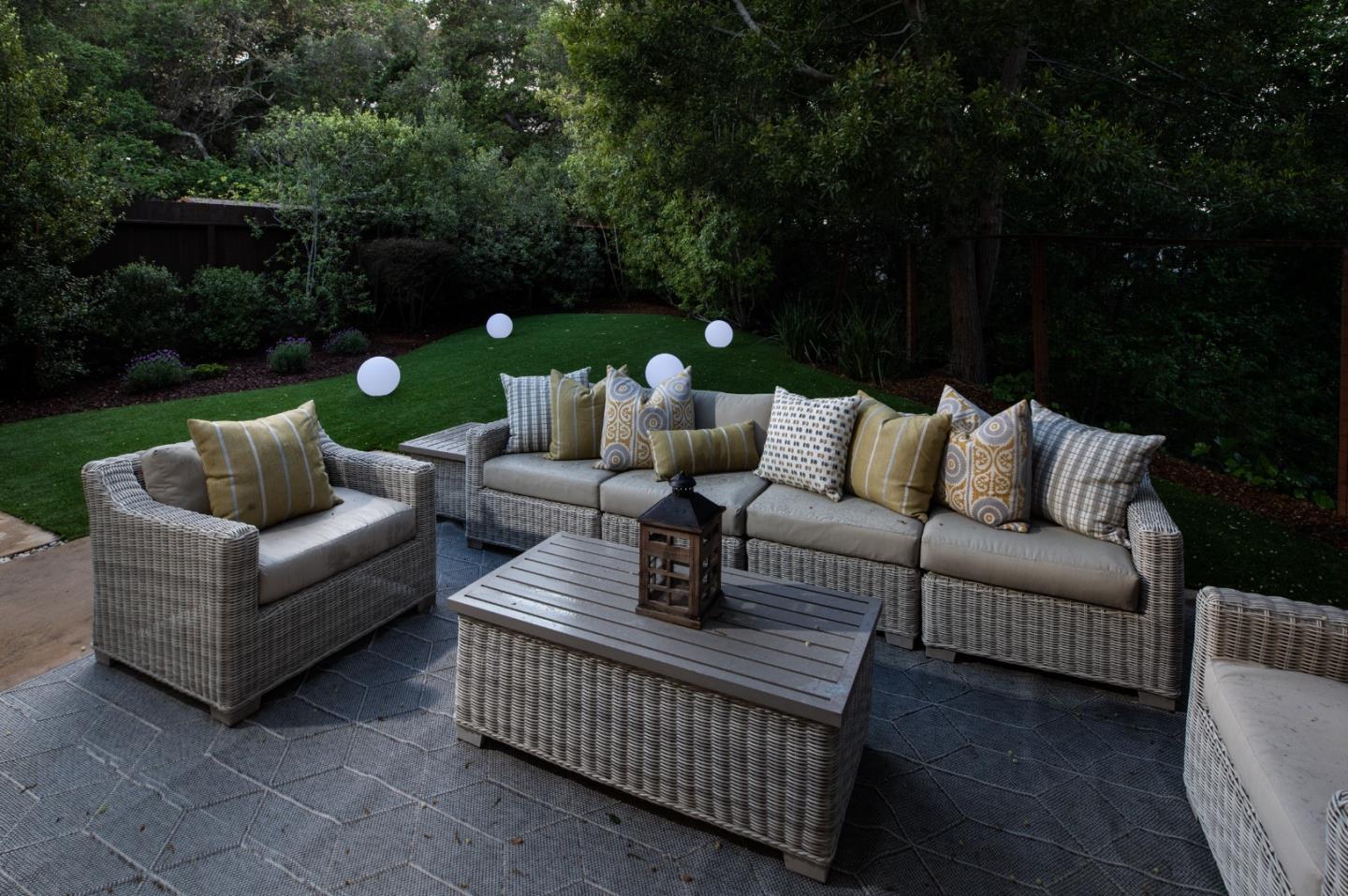 1596 Columbus Av - Easton Addition