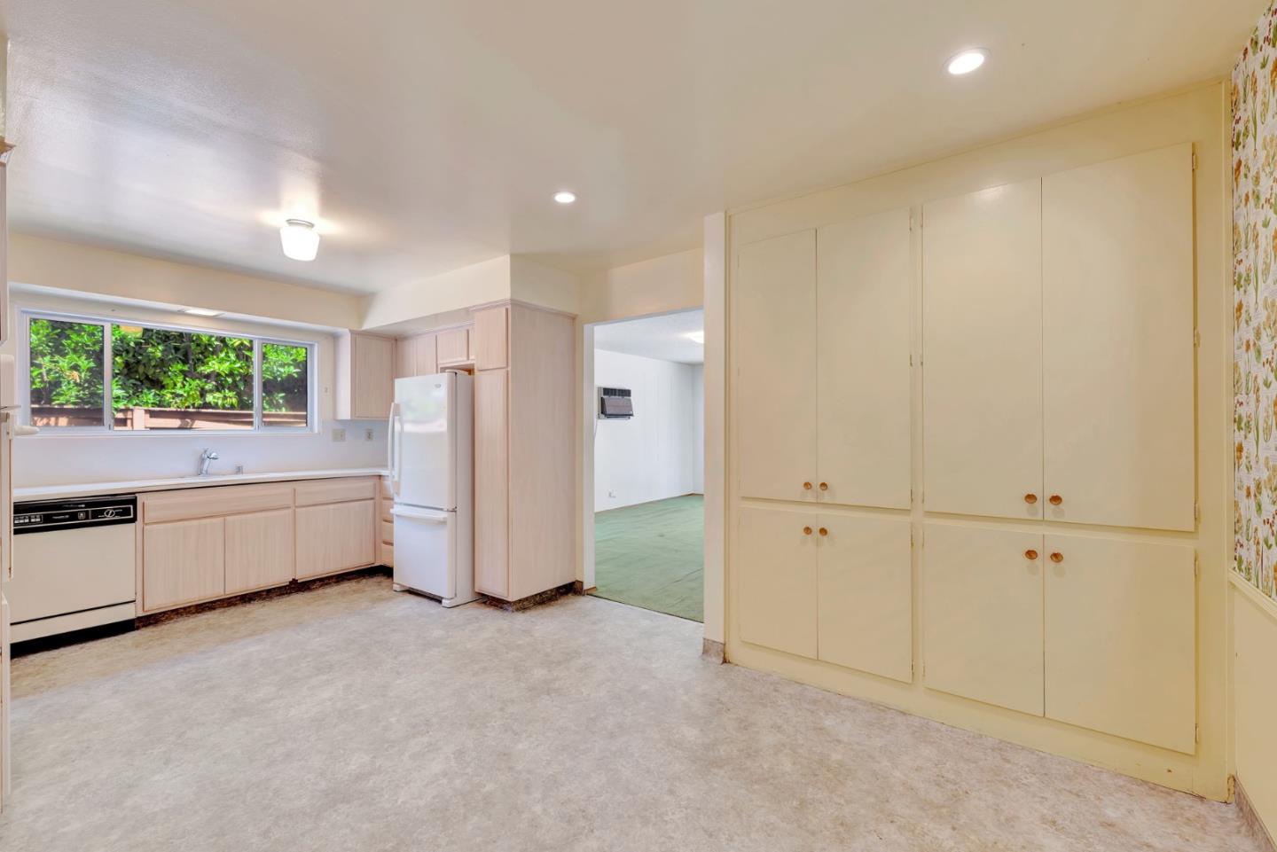 2498 Raleigh Drive