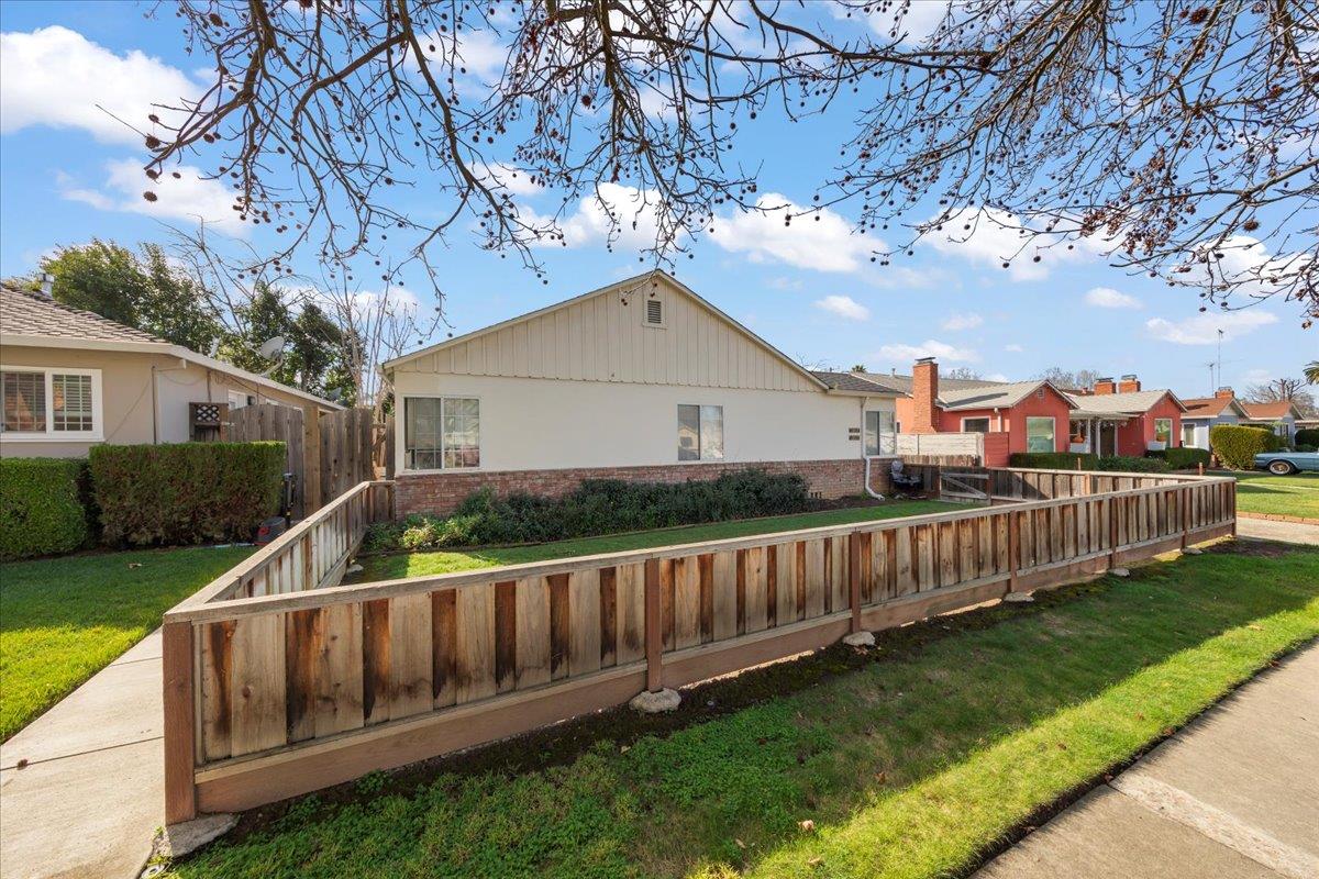 1973 Bird Avenue