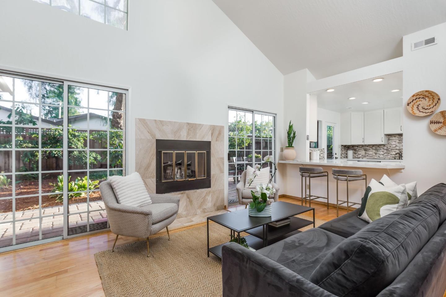 3248 Clifton Court