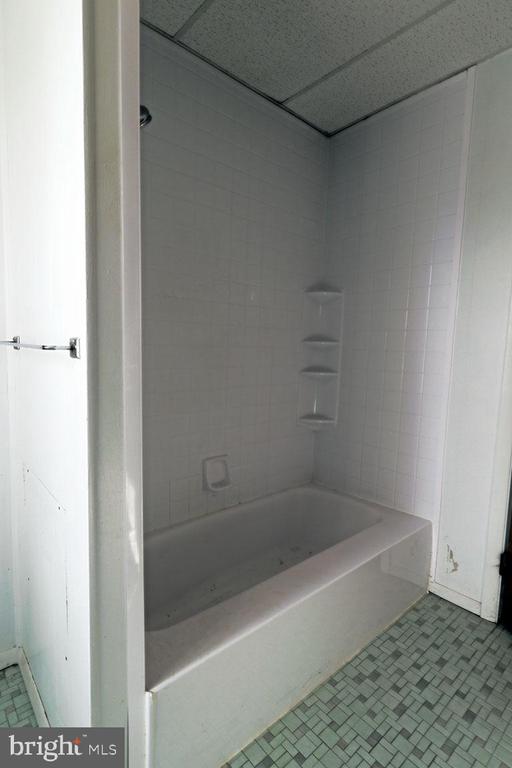 110 2ND AVENUE