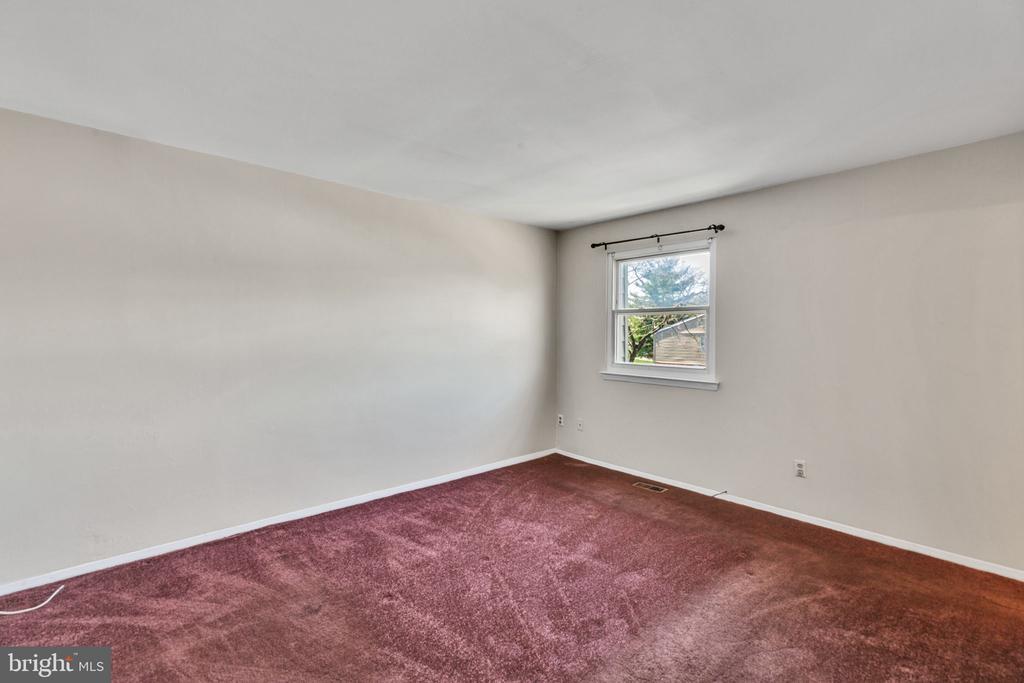 442 FONTANA COURT
