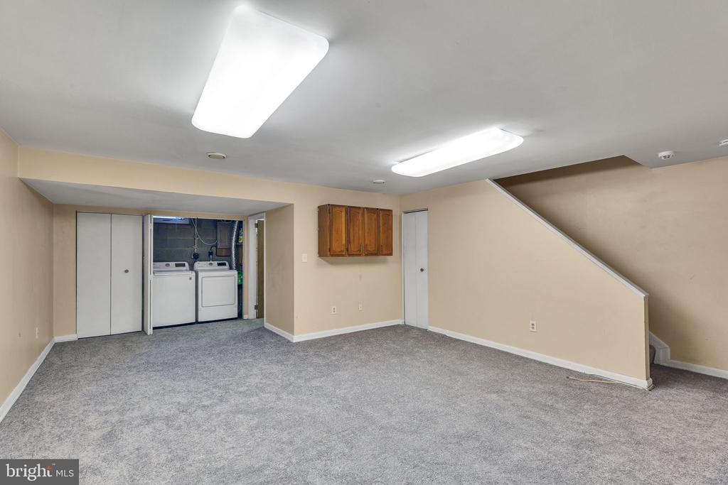 442 FONTANA COURT