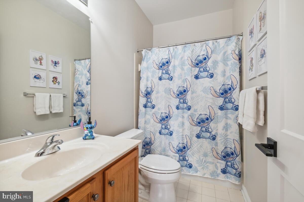 1906 KINGS FOREST TRAIL