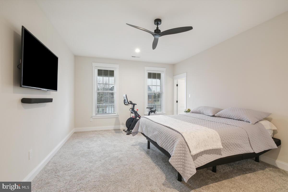 1906 KINGS FOREST TRAIL