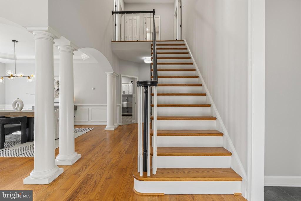 1809 KINGS FOREST TRAIL