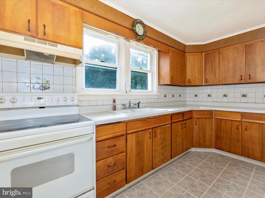 13411 CATOCTIN FURNACE ROAD