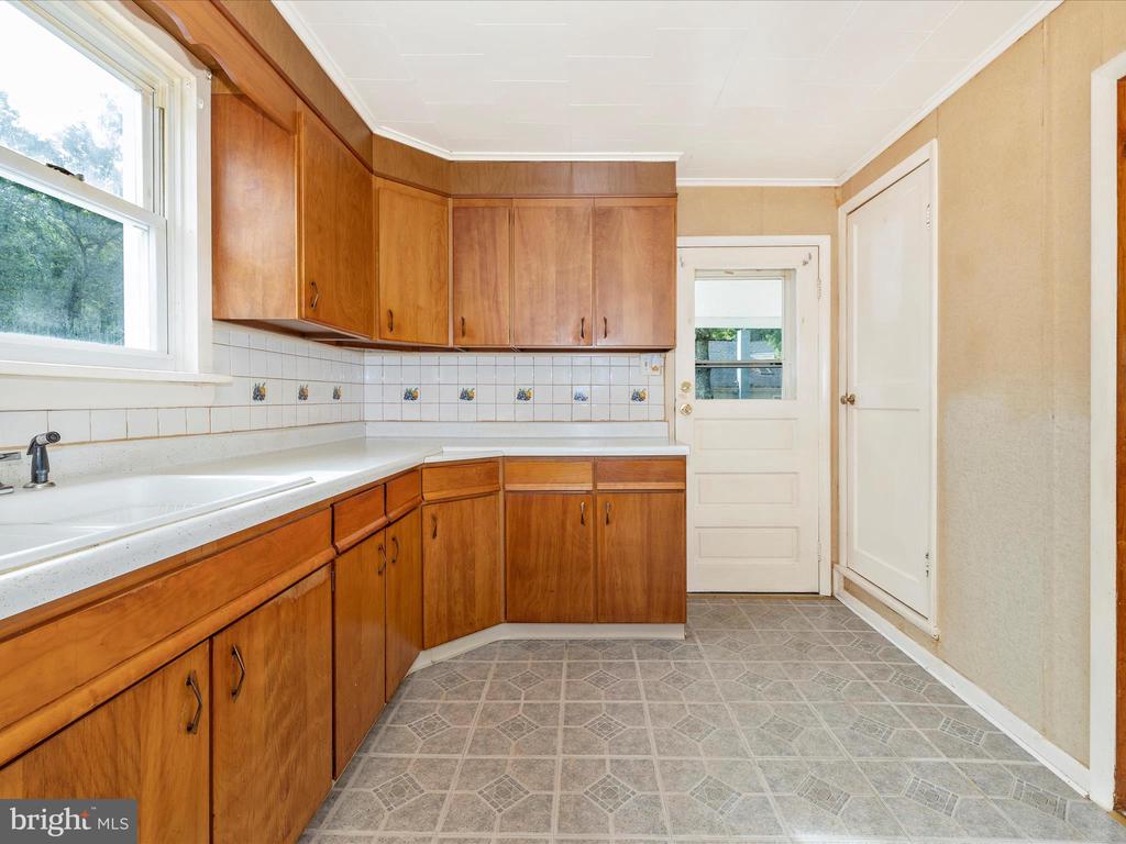 13411 CATOCTIN FURNACE ROAD