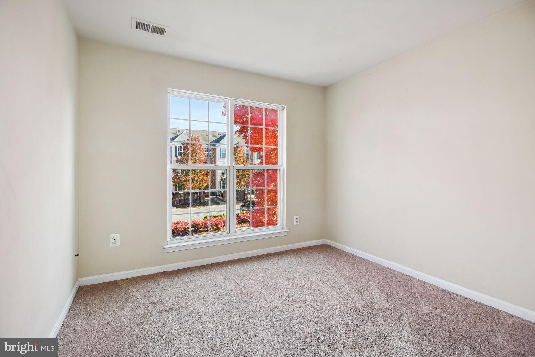 108 FEATHERSTONE PLACE