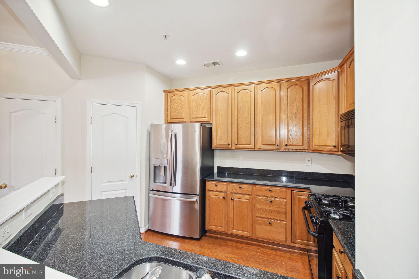 108 FEATHERSTONE PLACE