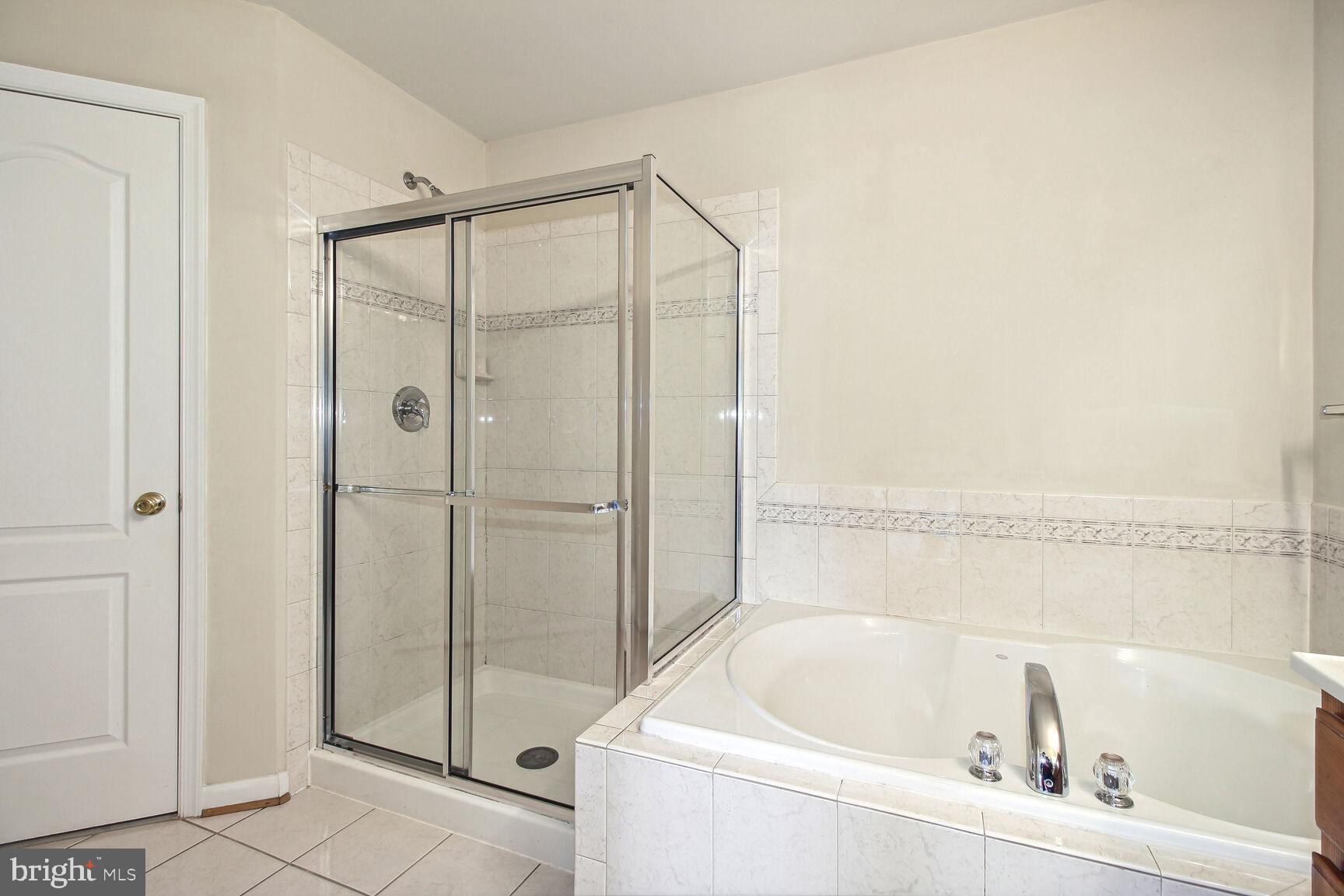 108 FEATHERSTONE PLACE