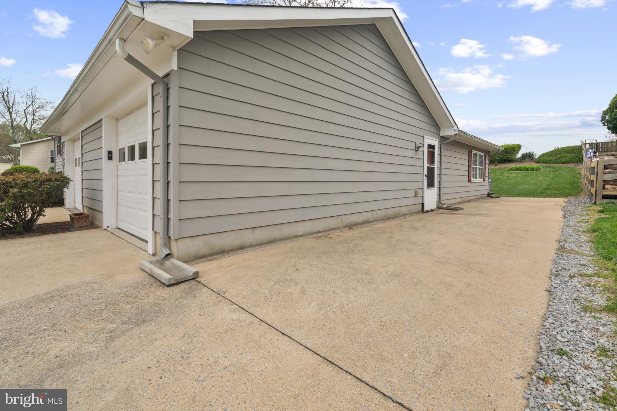 5804 CATOCTIN VISTA DRIVE