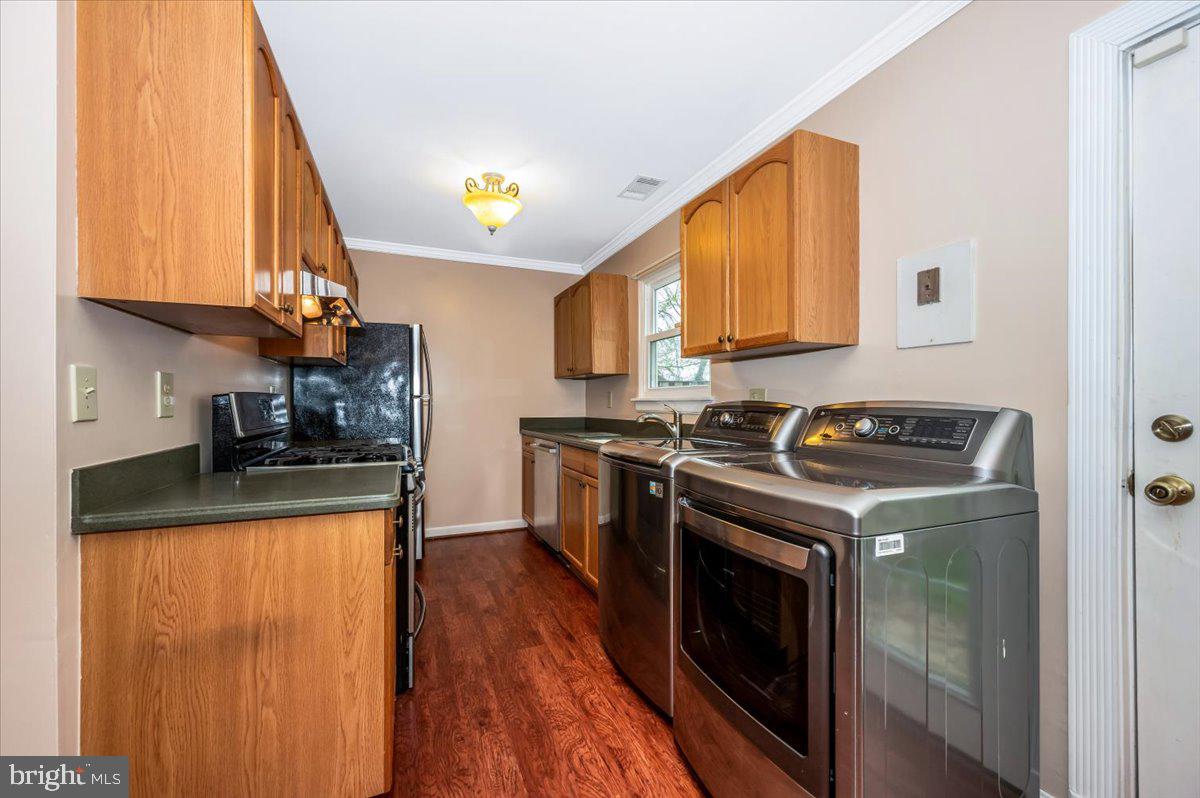 8327 REVELATION AVENUE