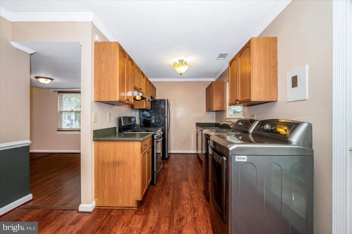 8327 REVELATION AVENUE