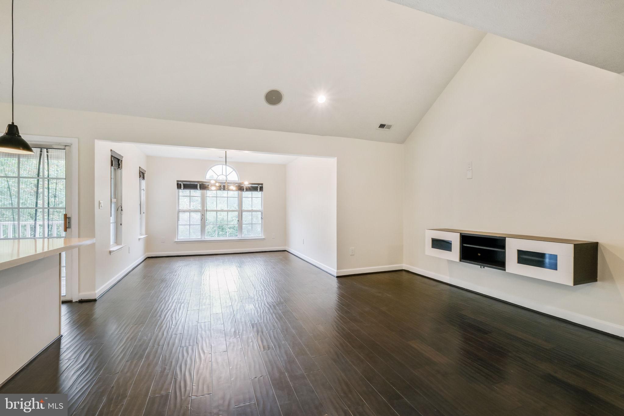 6501 SPRINGWATER CT 8402