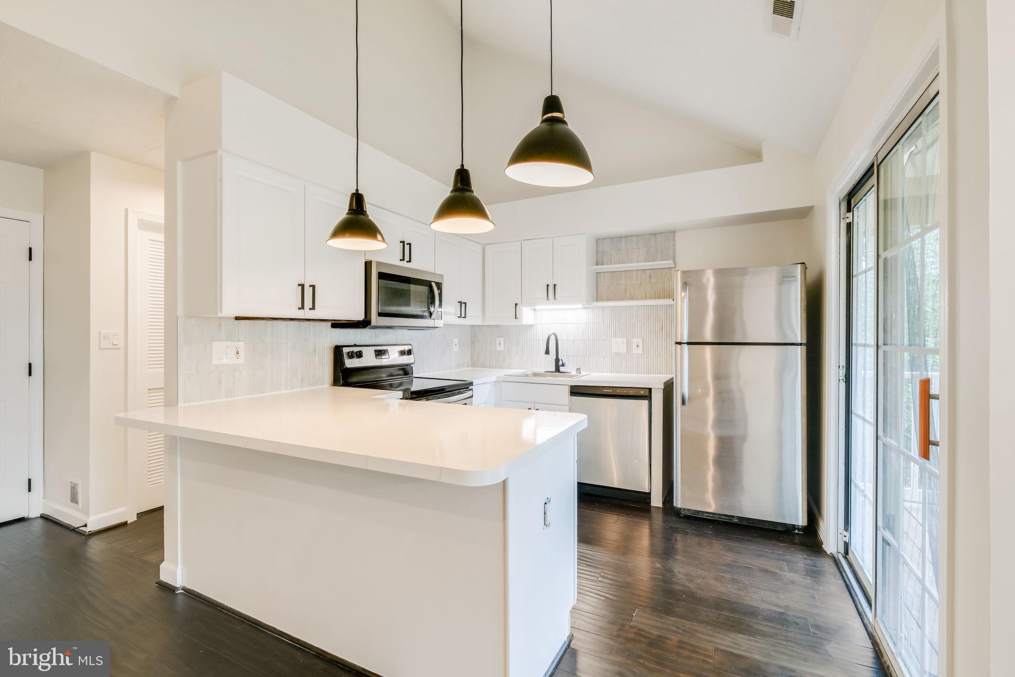 6501 SPRINGWATER CT 8402