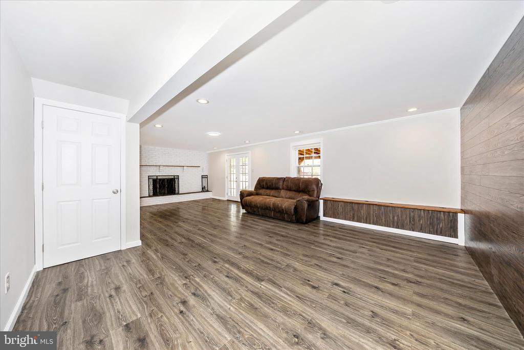 3007 GREEN VALLEY ROAD