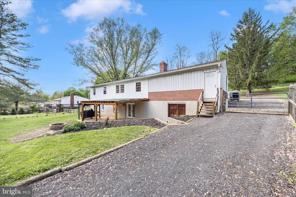 3007 GREEN VALLEY ROAD