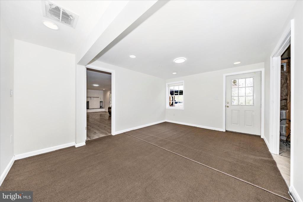 3007 GREEN VALLEY ROAD