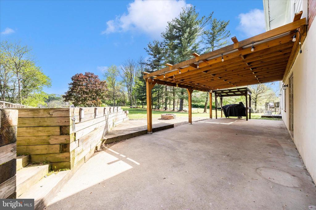 3007 GREEN VALLEY ROAD