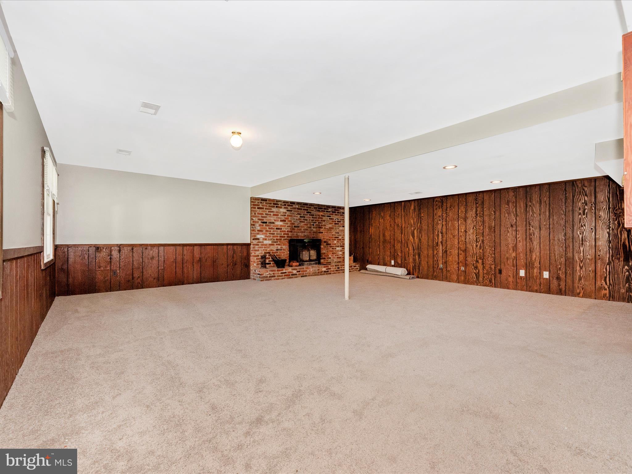 1855 LONG CORNER ROAD