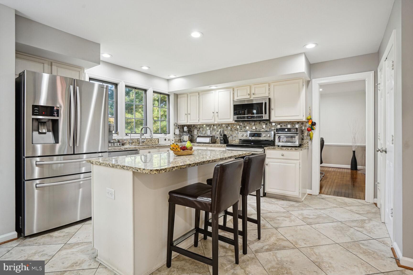 217 LOWER COUNTRY DRIVE