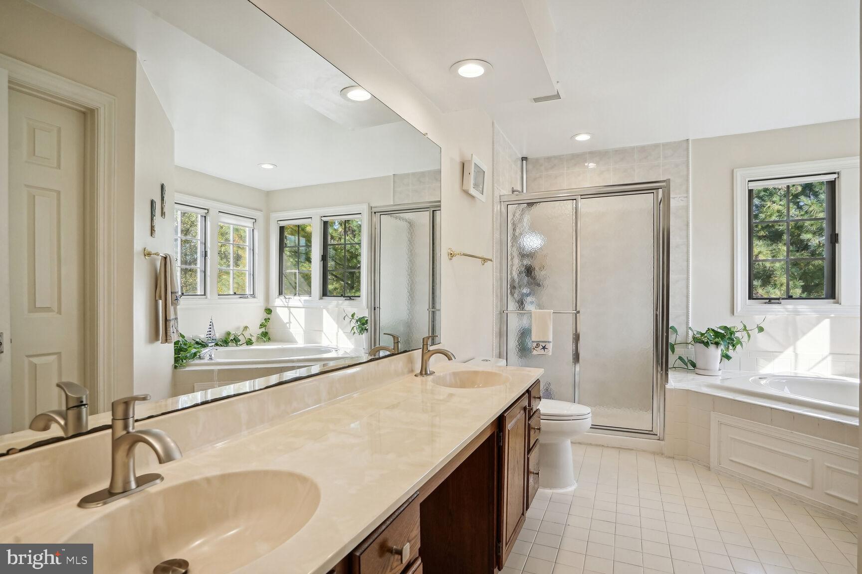 217 LOWER COUNTRY DRIVE