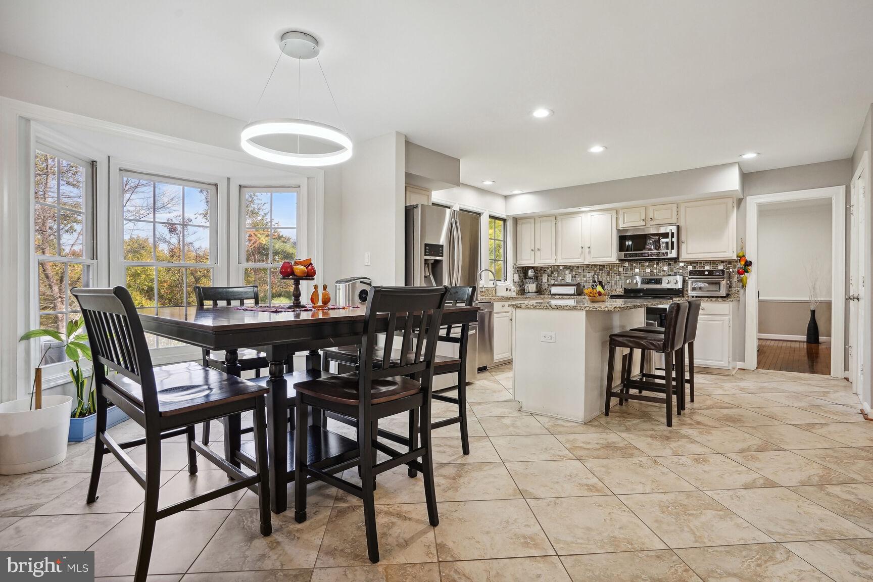 217 LOWER COUNTRY DRIVE