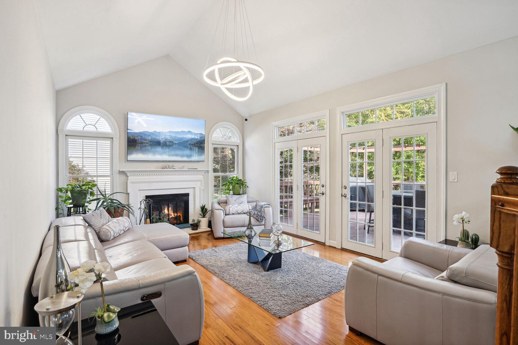 217 LOWER COUNTRY DRIVE