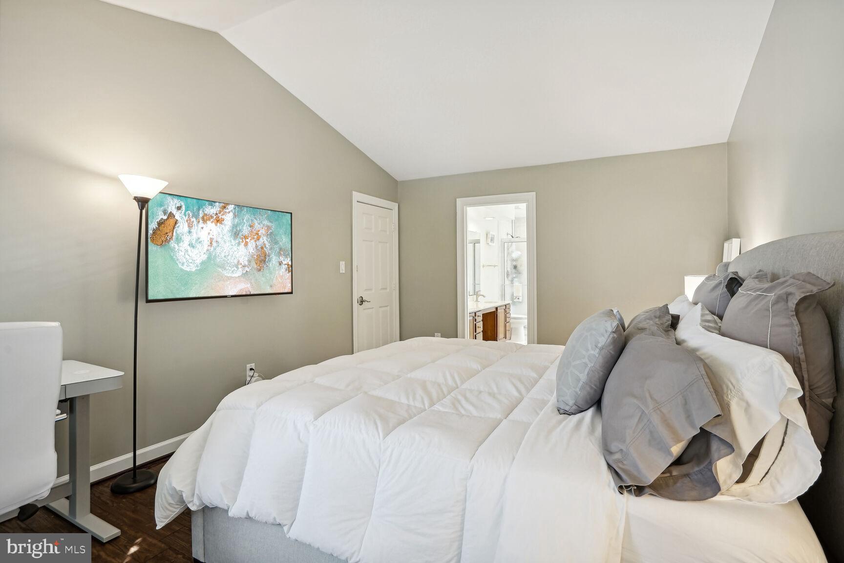 217 LOWER COUNTRY DRIVE