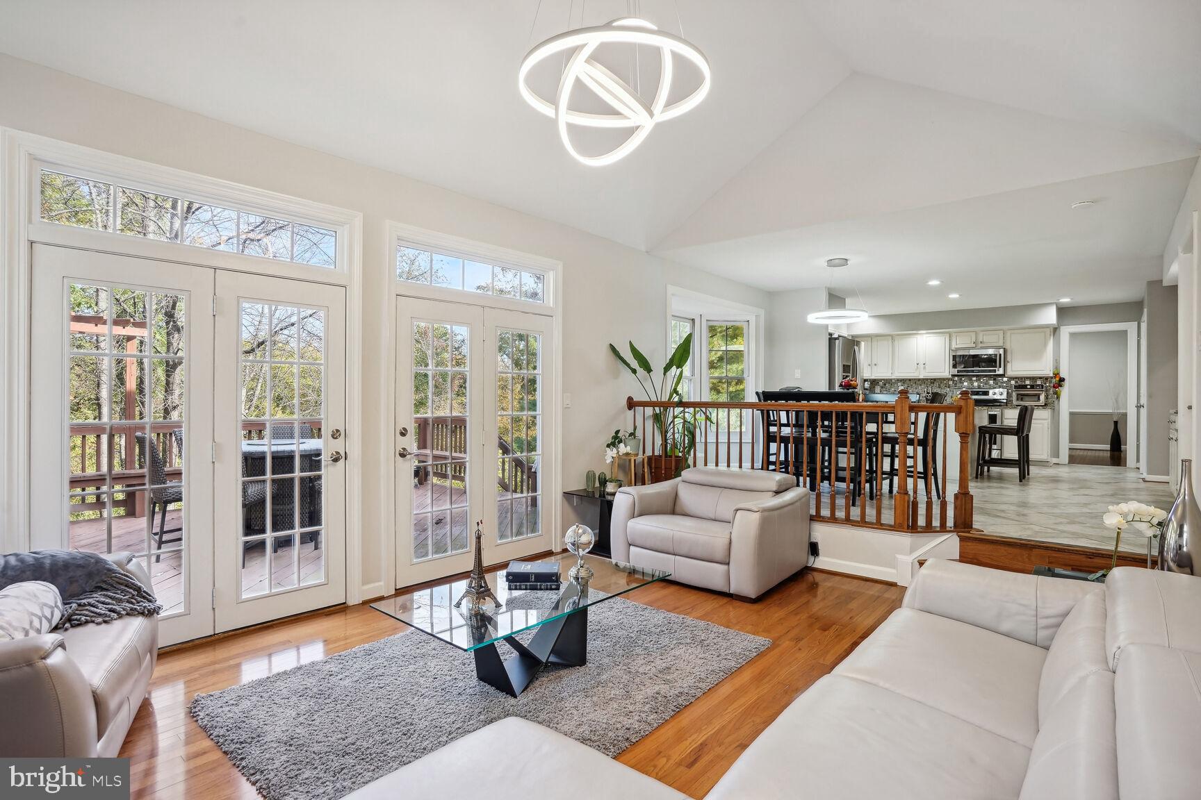 217 LOWER COUNTRY DRIVE