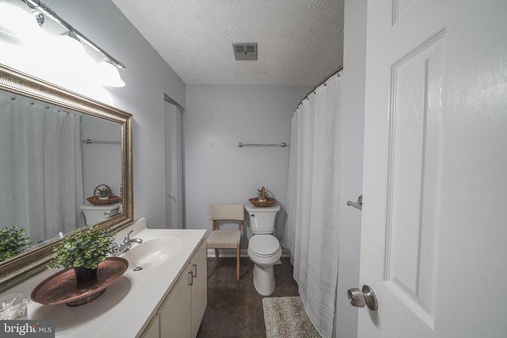 20406 AMBASSADOR TERRACE 20406