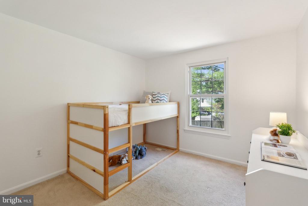 11 FILBERT COURT