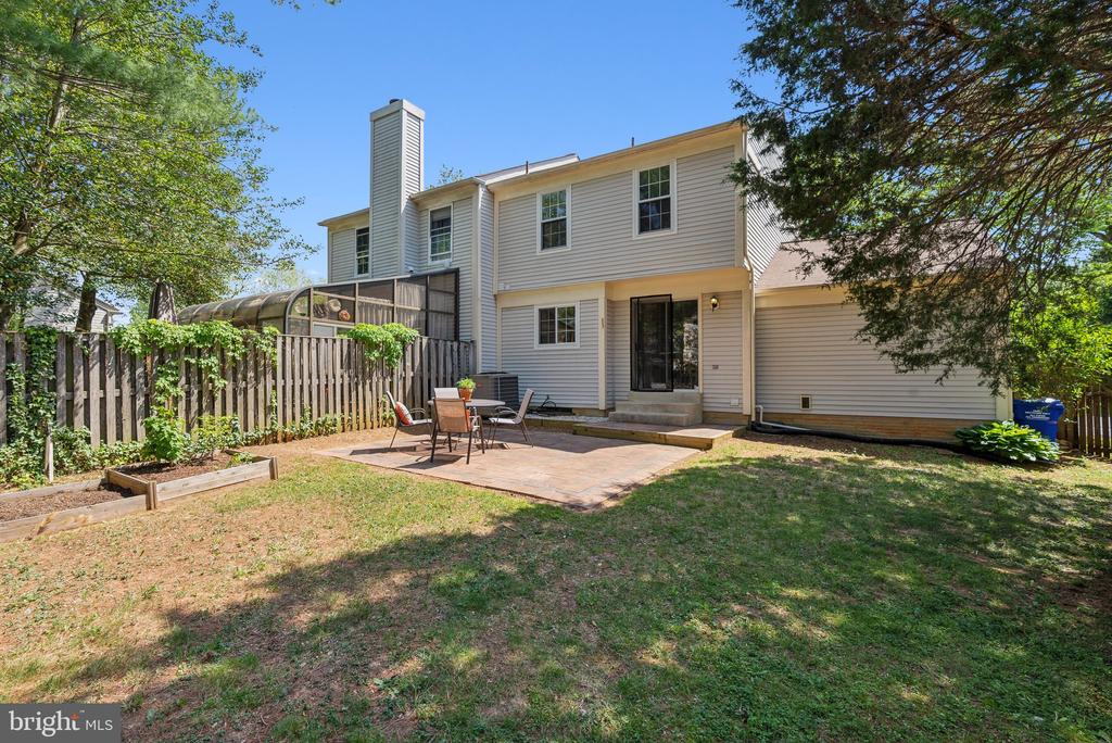 11 FILBERT COURT