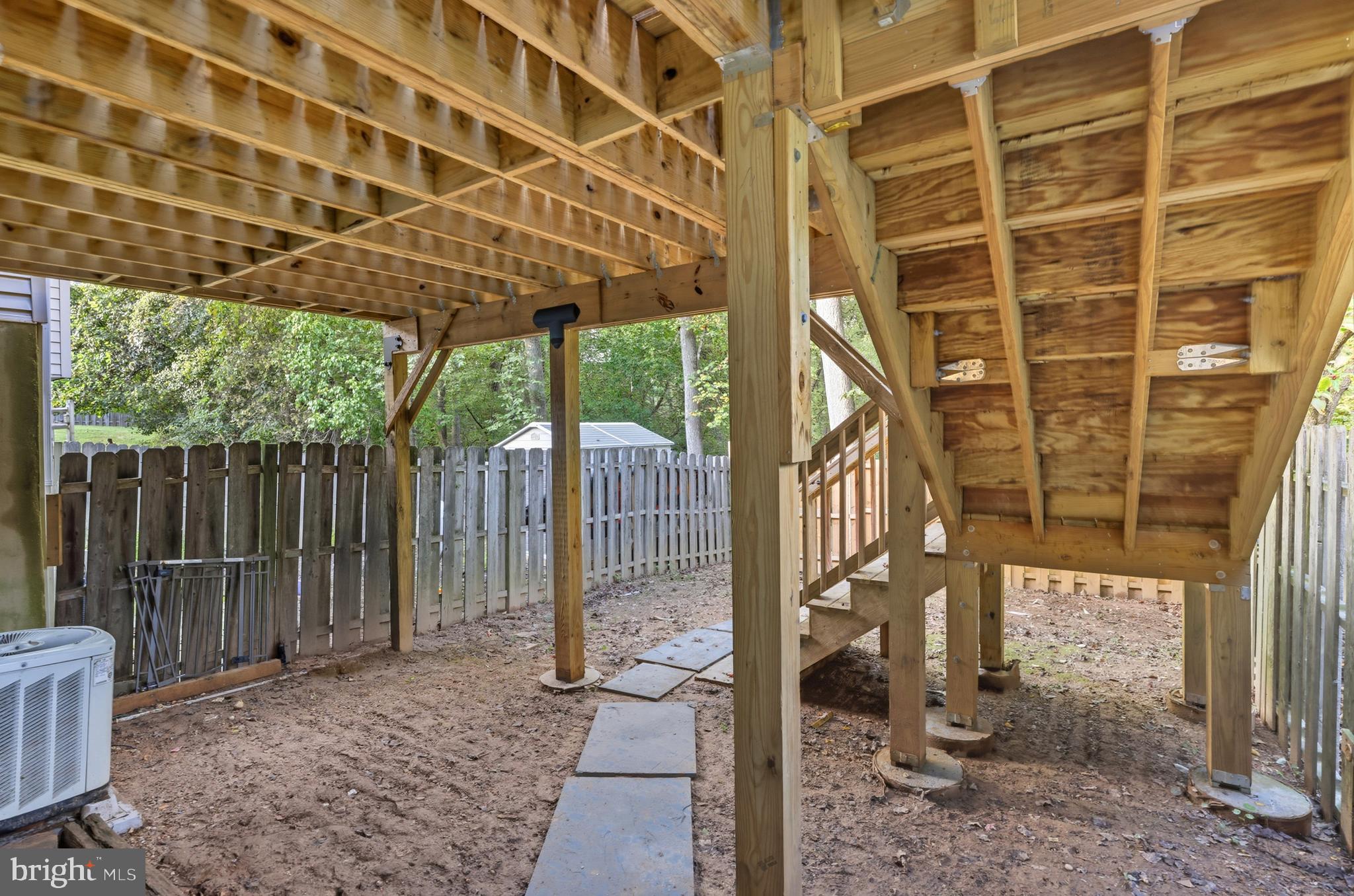 11553 SUMMER OAK DRIVE