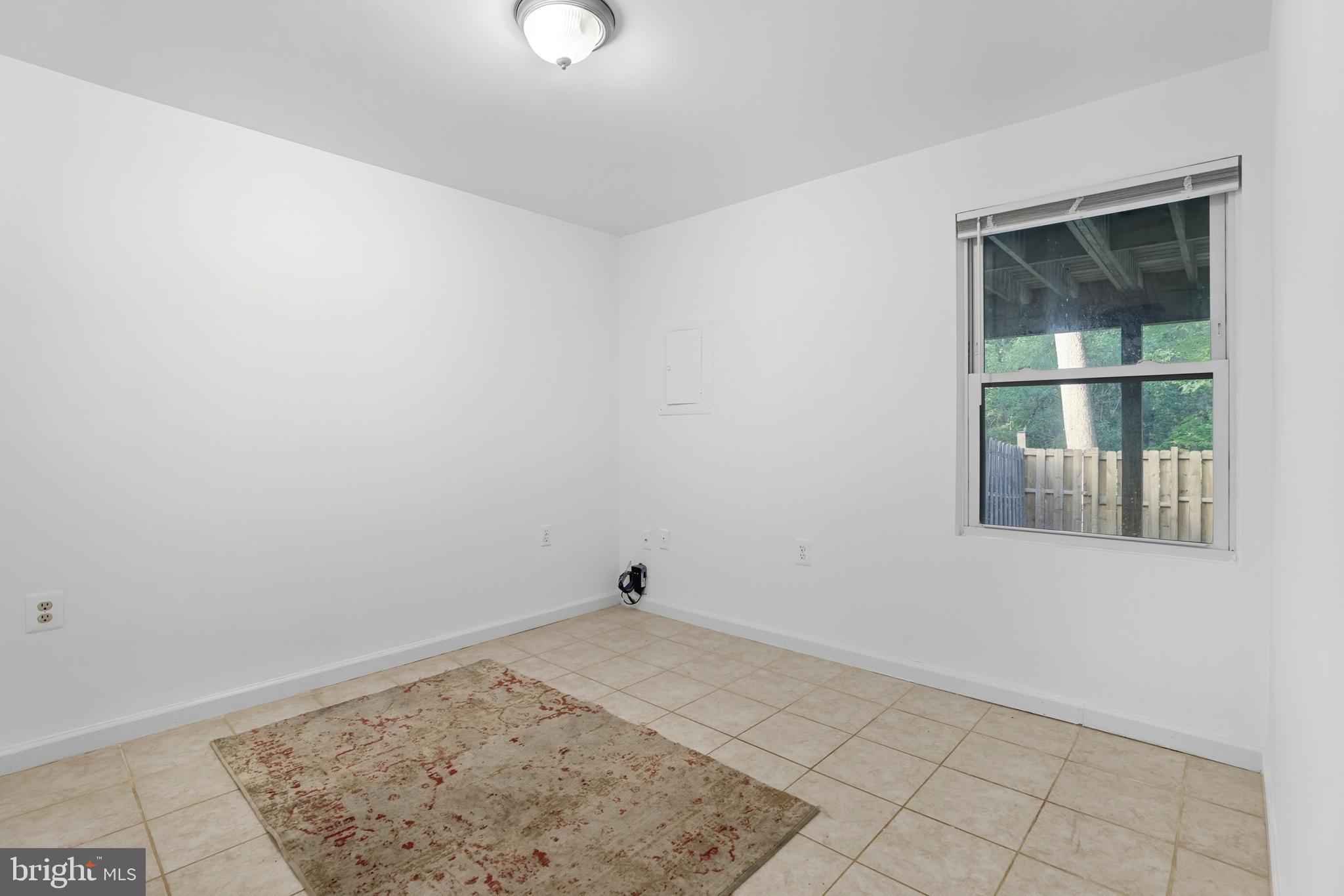 11553 SUMMER OAK DRIVE