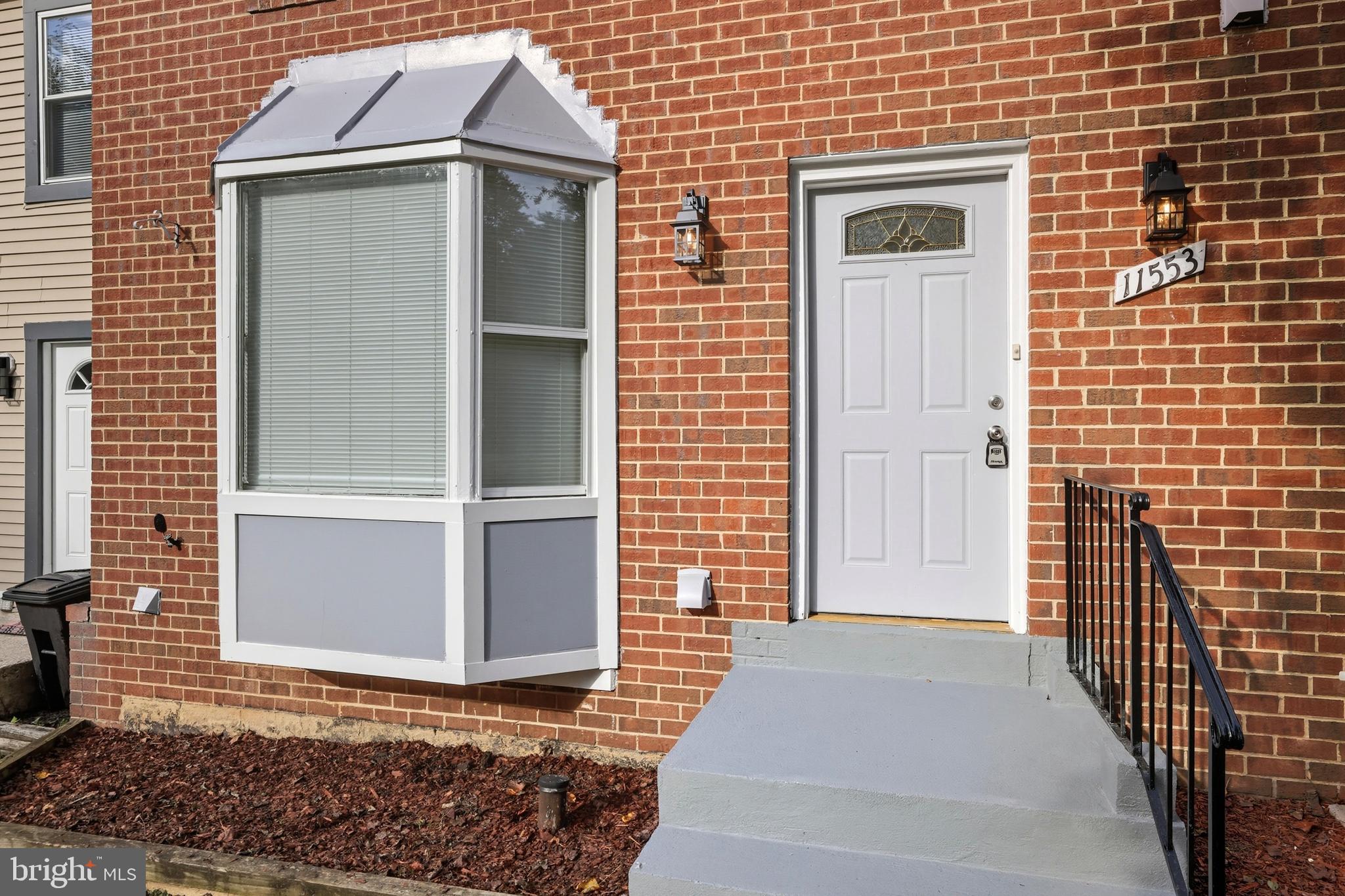 11553 SUMMER OAK DRIVE