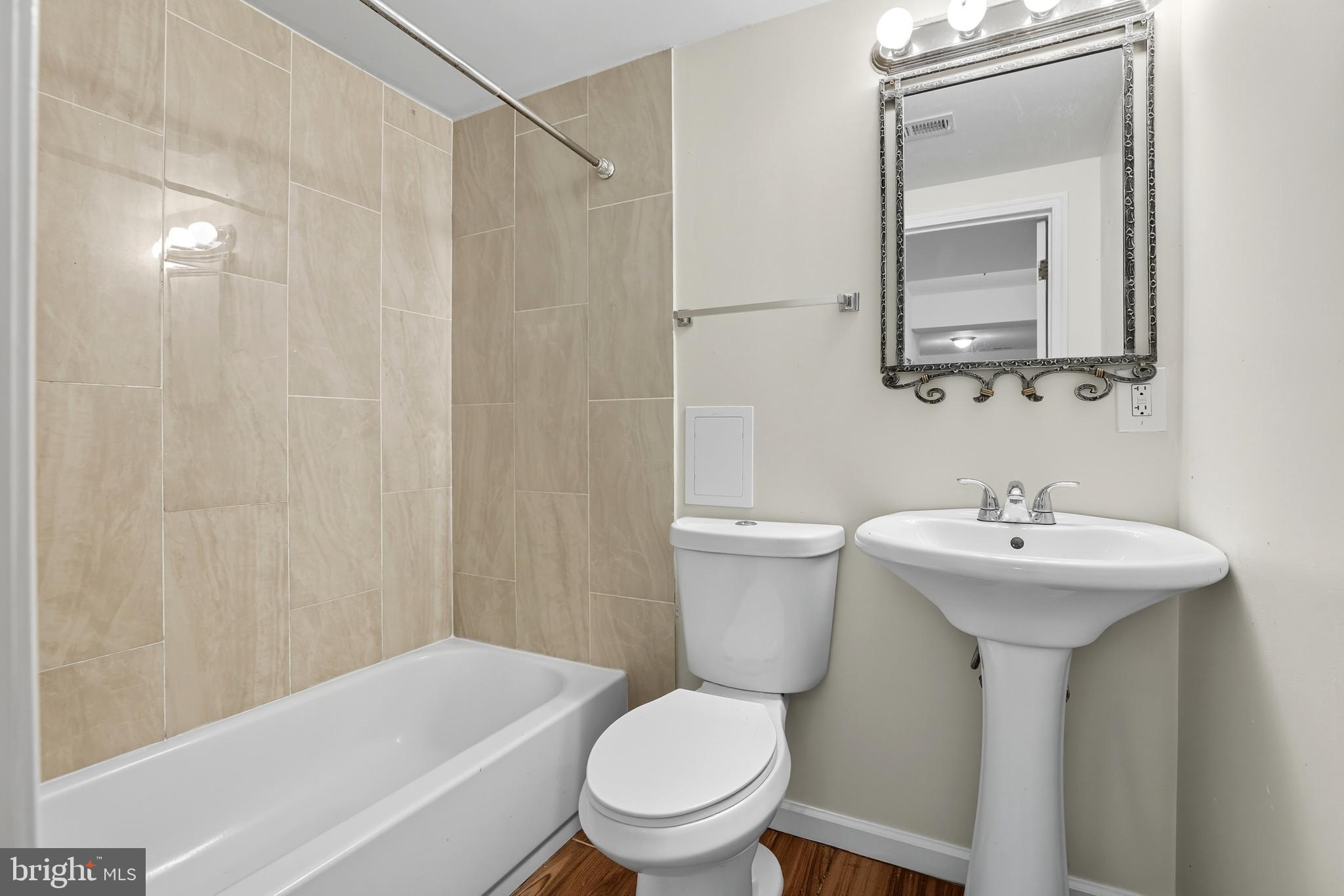 11553 SUMMER OAK DRIVE