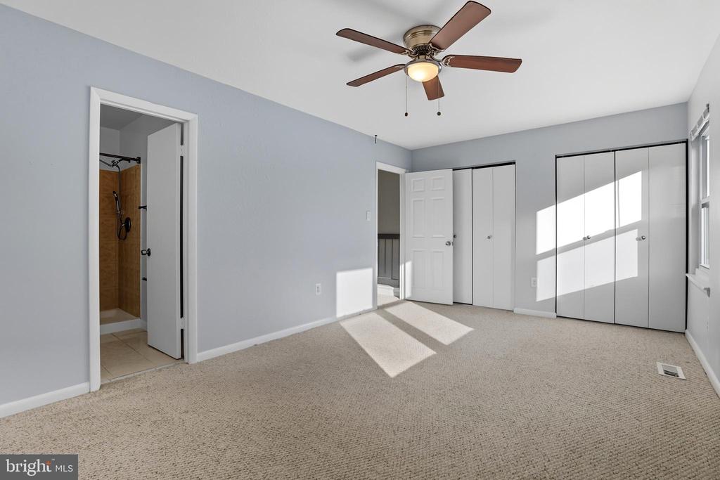 11553 SUMMER OAK DRIVE