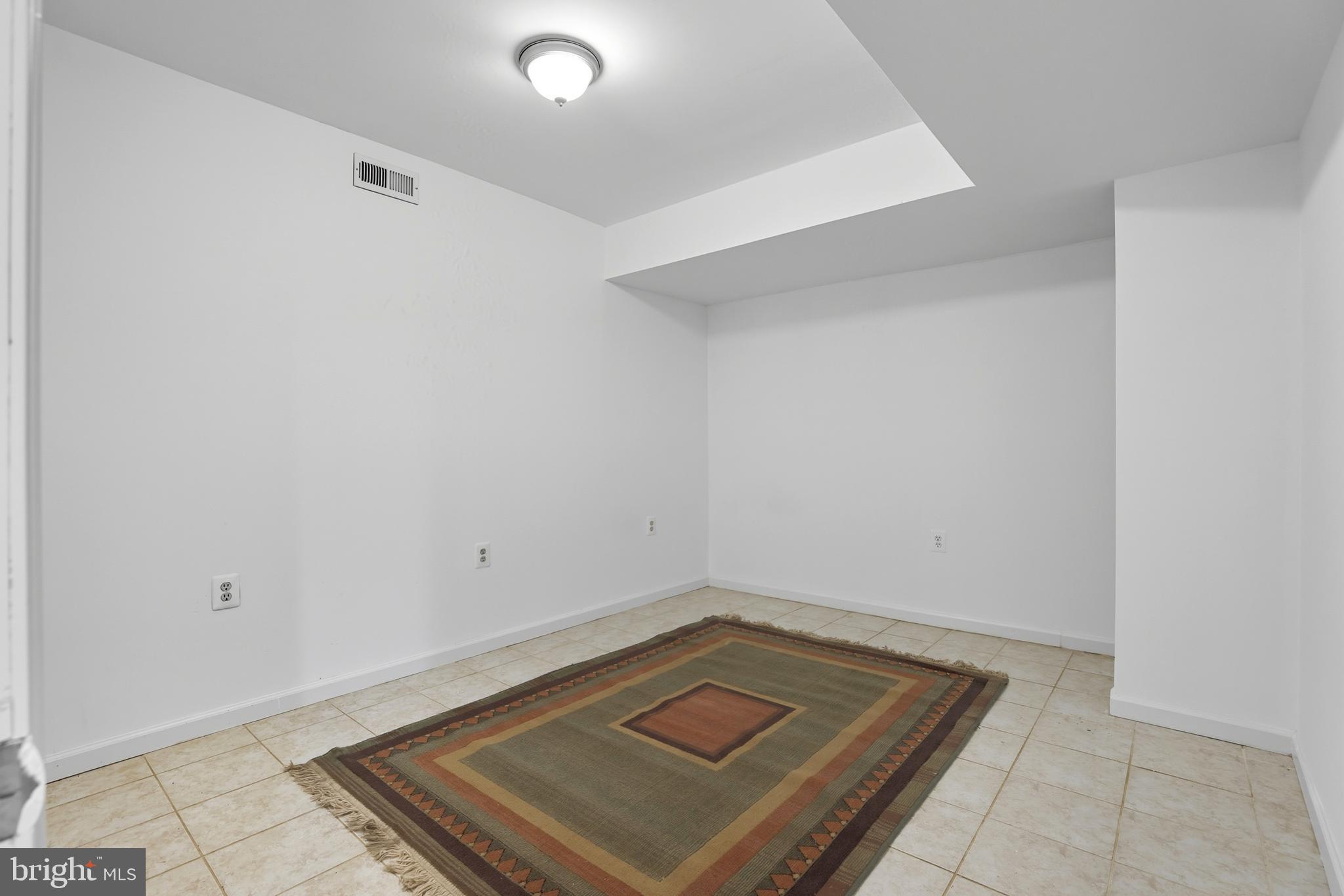 11553 SUMMER OAK DRIVE