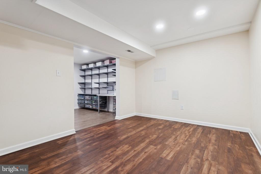7509 BRENISH DRIVE